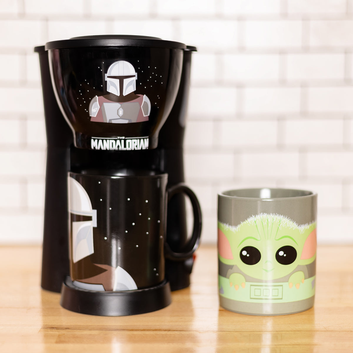 Star Wars The Mandalorian &amp; Baby Yoda Coffee Maker Set