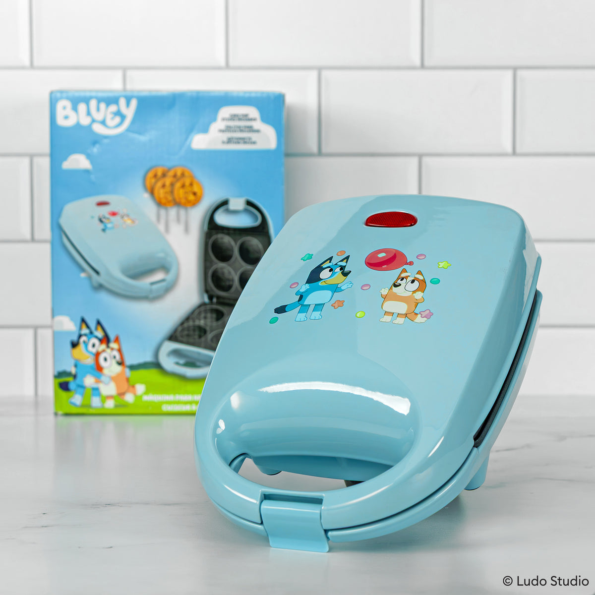 Bluey Cake Pop Maker