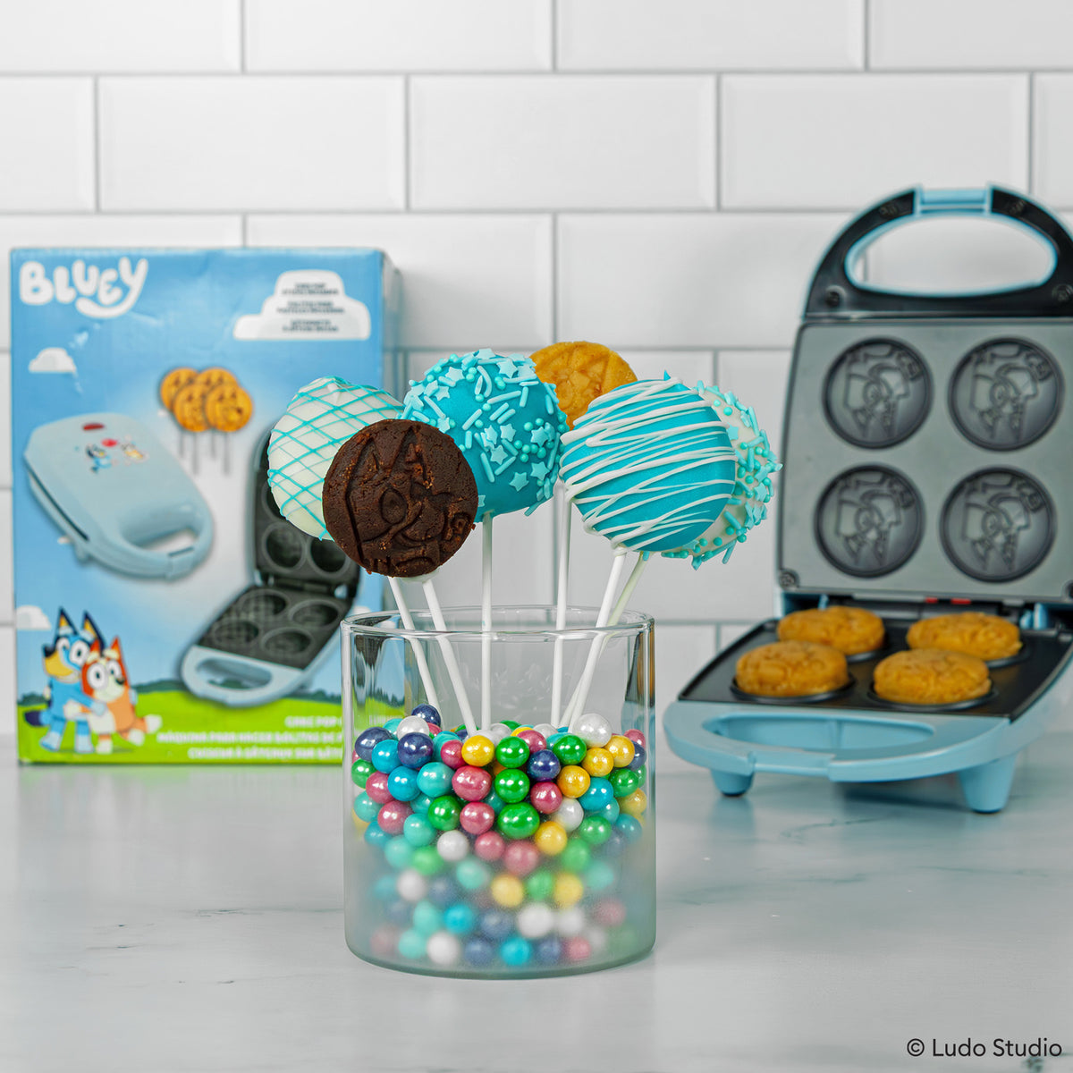 Bluey Cake Pop Maker