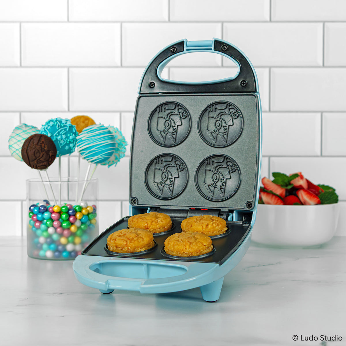 Bluey Cake Pop Maker