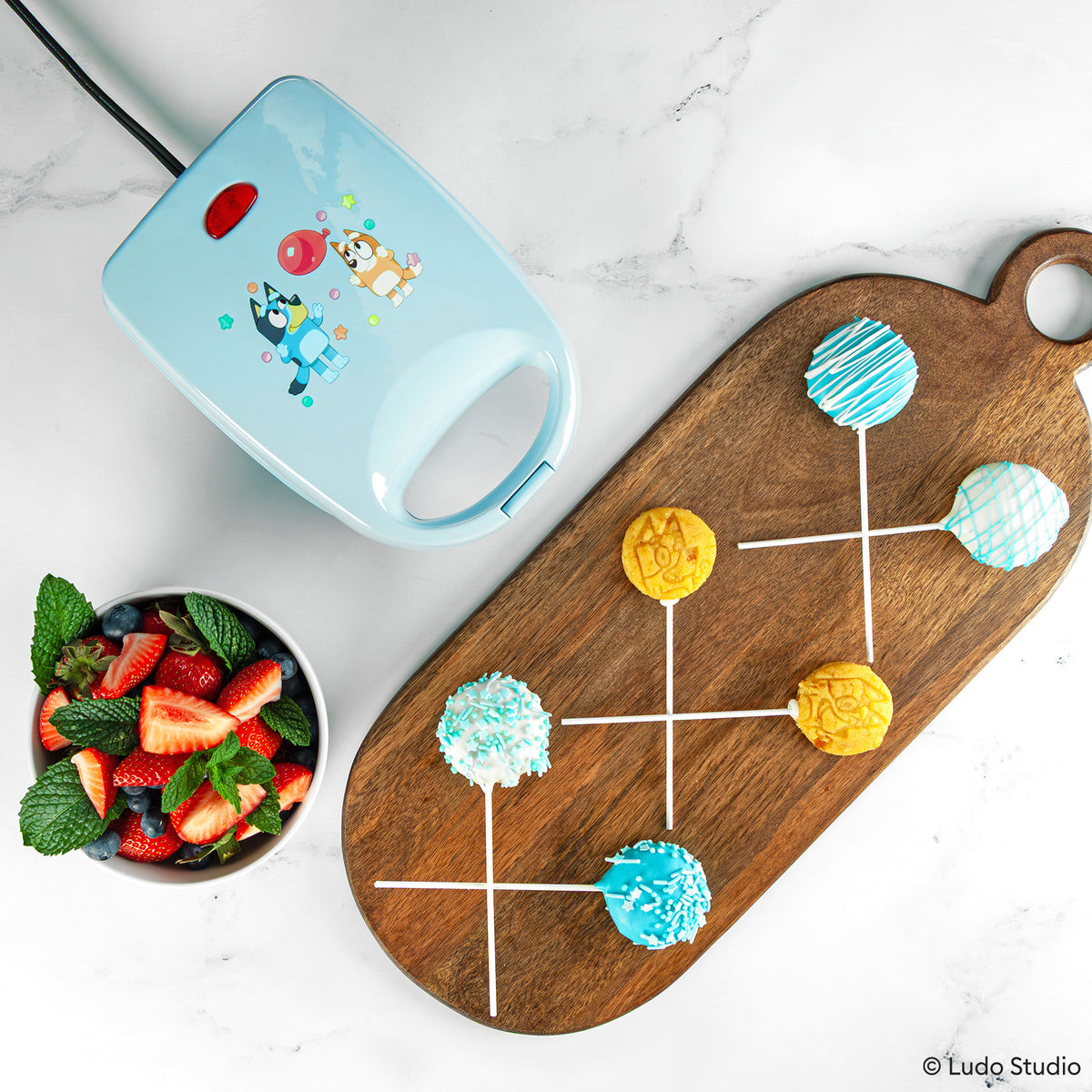 Bluey Cake Pop Maker