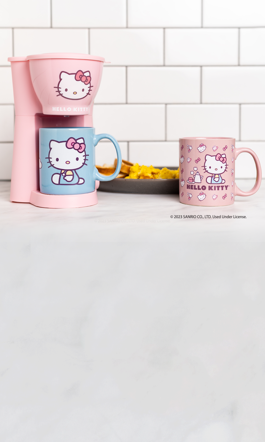 Uncanny Brands Kuromi Coffee Mug with Electric Mug Warmer