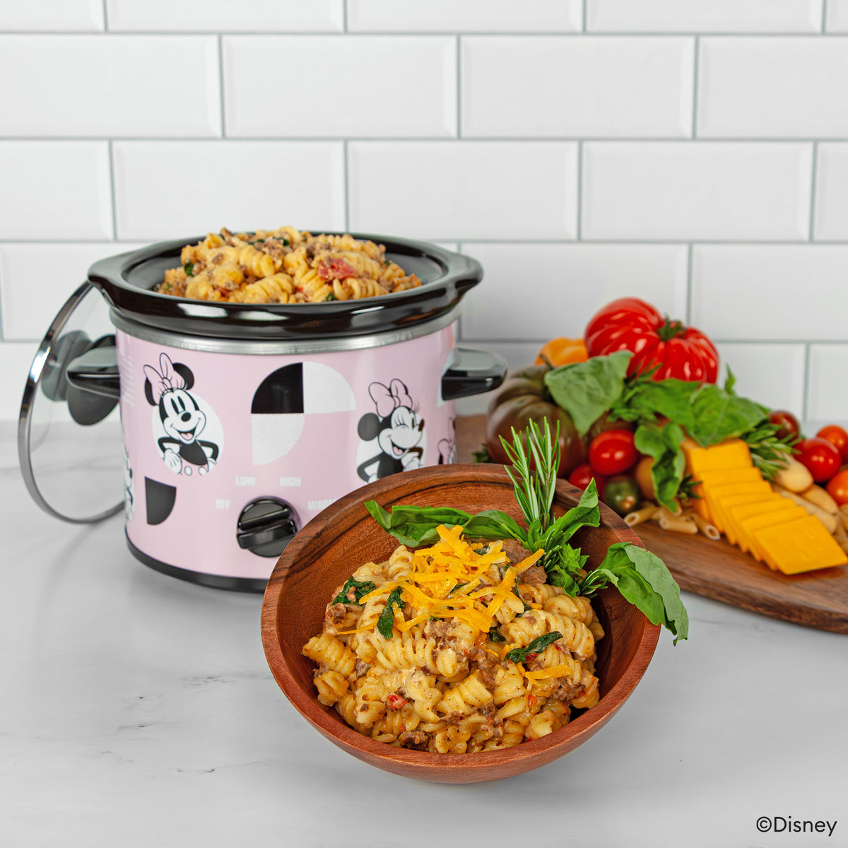 Disney Minnie Mouse 2-Qt Slow Cooker