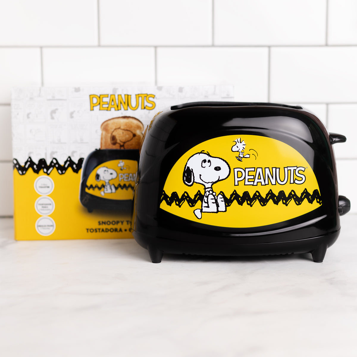 Uncanny Brands Peanuts Snoopy Dog Treat Maker 