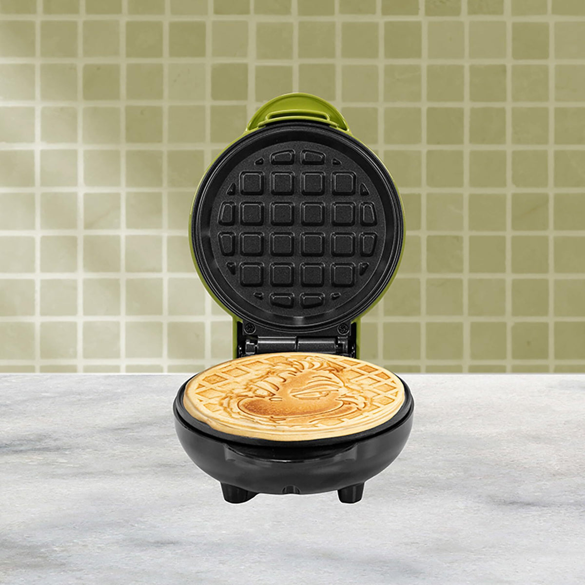 Dr. Seuss Grinch Mini Waffle Maker
