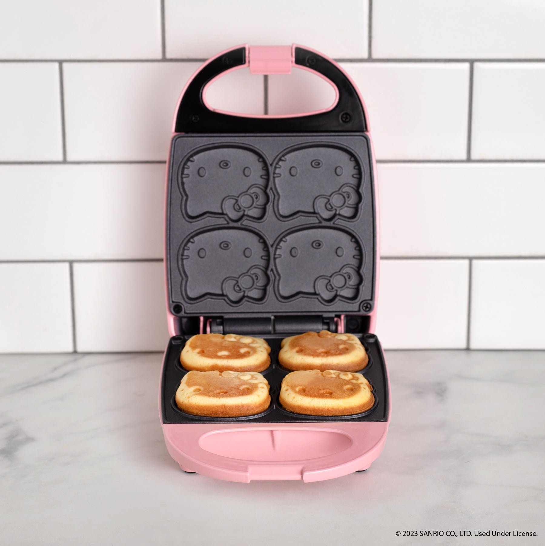 Hello Kitty Cake Pop Maker Uncanny Brands Hello kitty cake pop maker uncanny brands