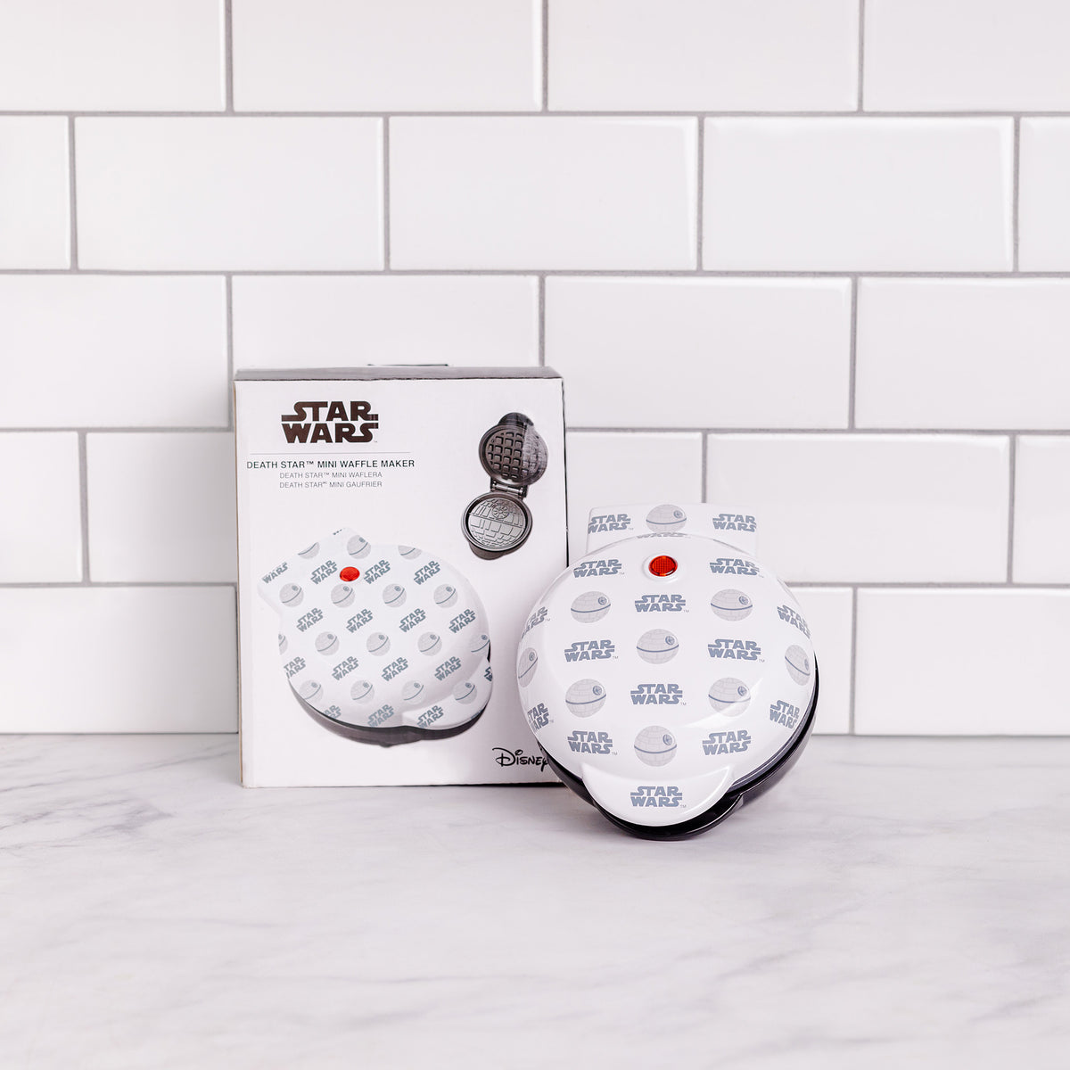 Uncanny Brands Releases Star Wars Mini Waffle Maker Set