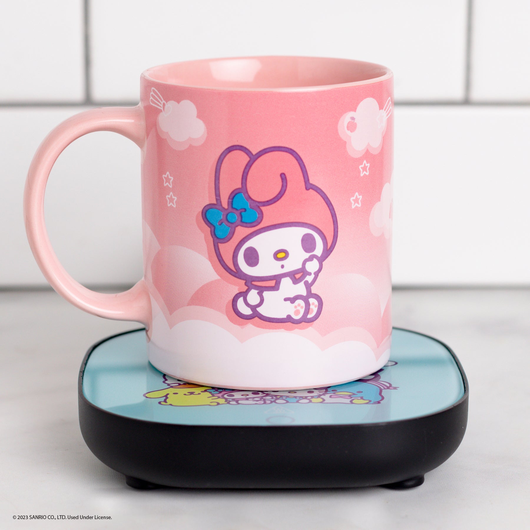 Uncanny Brands Hello Kitty® 2qt Slow Cooker
