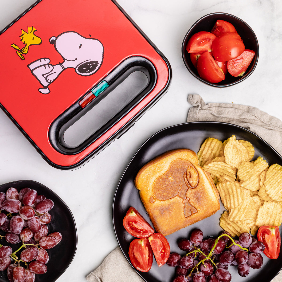 Uncanny Brands Star Wars Grilled Cheese Maker 