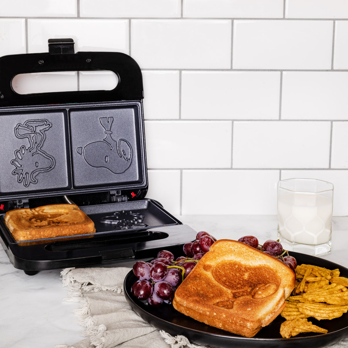 Grilled Cheese Maker - Sandwich Maker that is easy to use and store