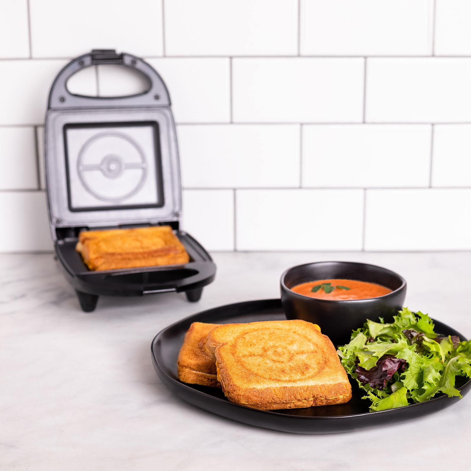 Uncanny Brands Red 900W Jurassic Park Grilled Grilled Cheese Sandwich Maker  PP-JUR-JP - The Home Depot