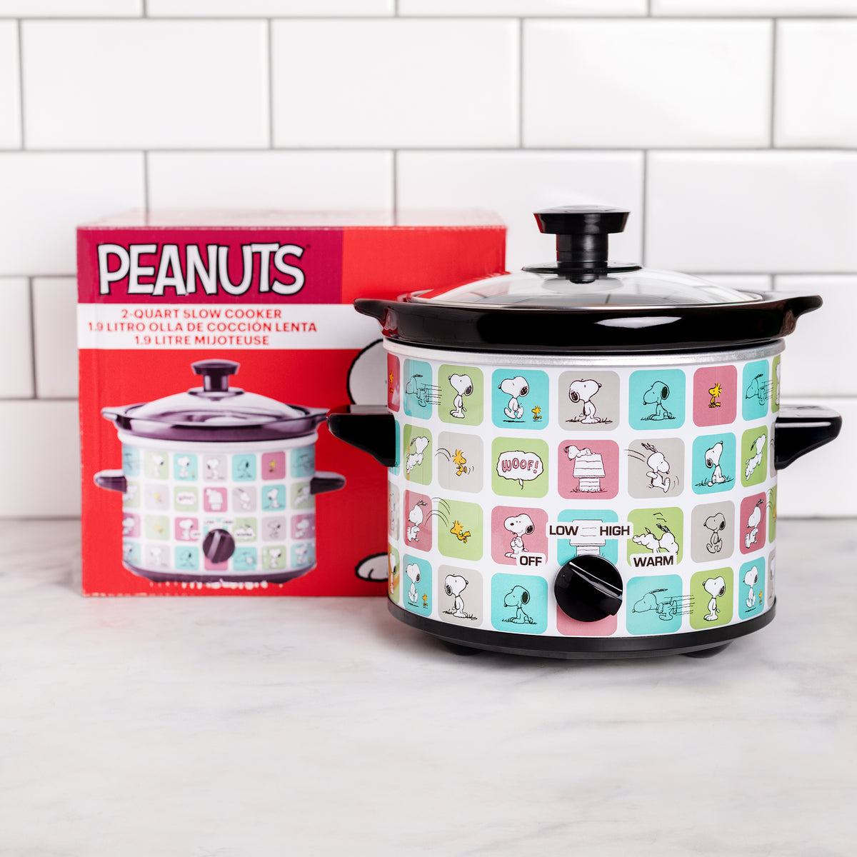 Uncanny Brands Peanuts Snoopy 2 Quart Slow Cooker  - Best Buy