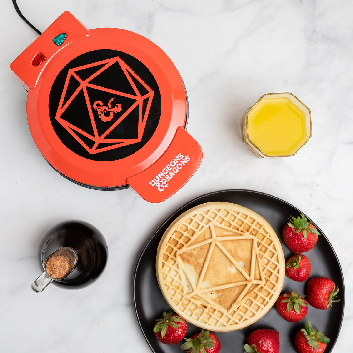 Dungeons &amp; Dragons 20-Sided Die Waffle Maker