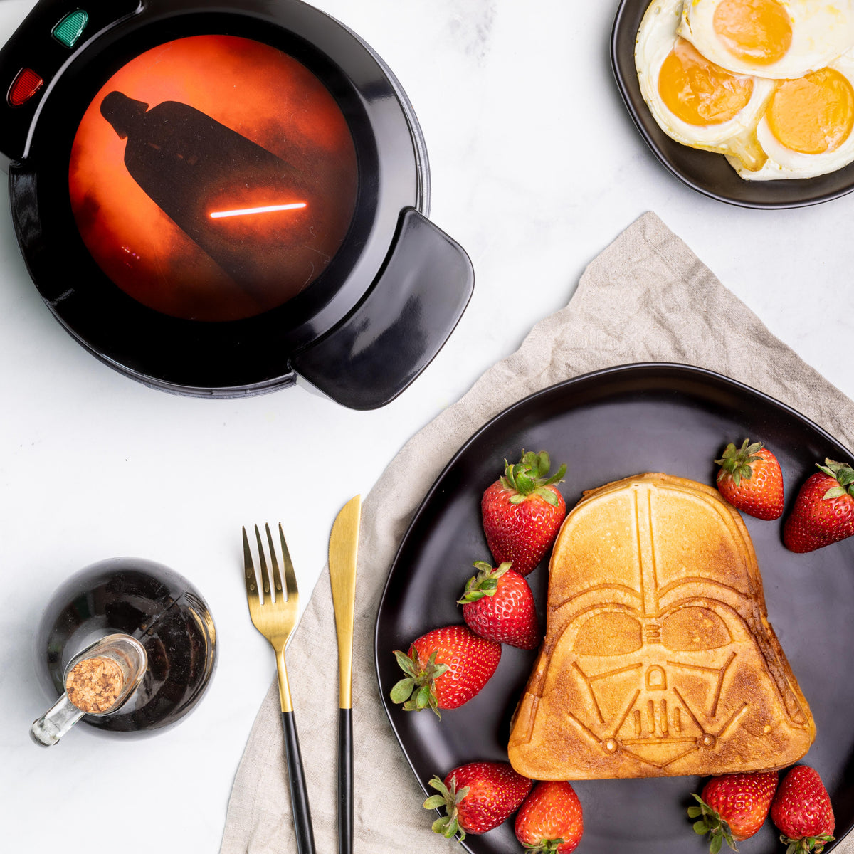 Star Wars Darth Vader Waffle Maker - Red Silhouette