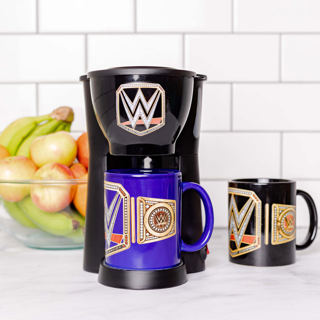 Uncanny Brands WWE Single Cup Coffee Maker Gift Set with 2 Mugs